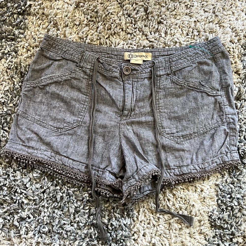 Democracy cotton shorts